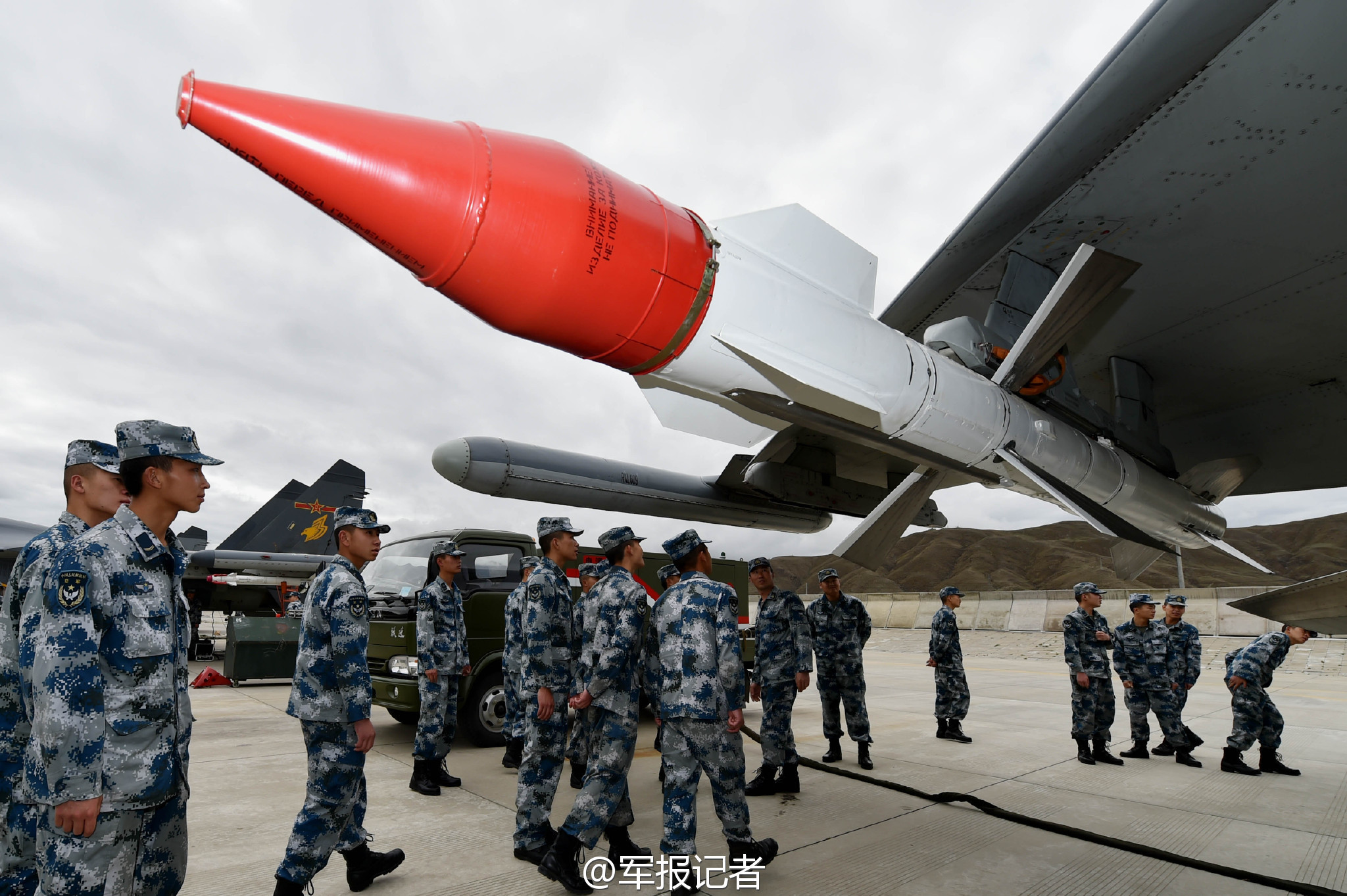 黄山旅游业绩说明会：前三季度利润同比下滑因有效购票人数减少 山下业务仍需要培养  